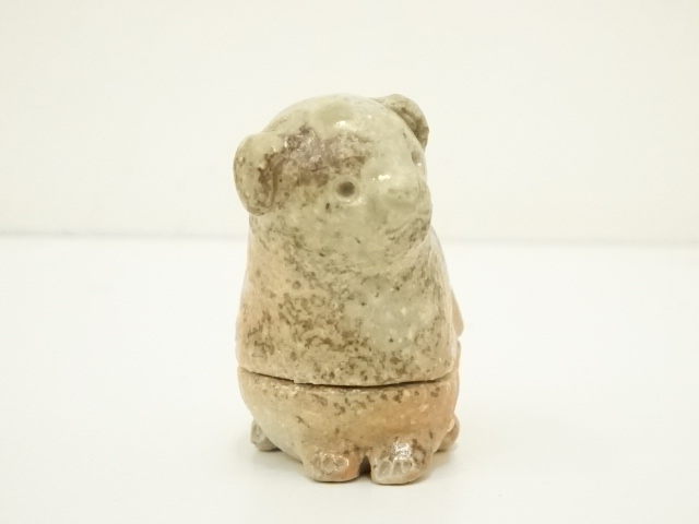  信楽焼　高橋楽斎造　干支戌香合（共箱）